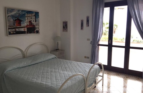 Bonifati Villa | Spacious Villa with garden and pool 100m from the sea
