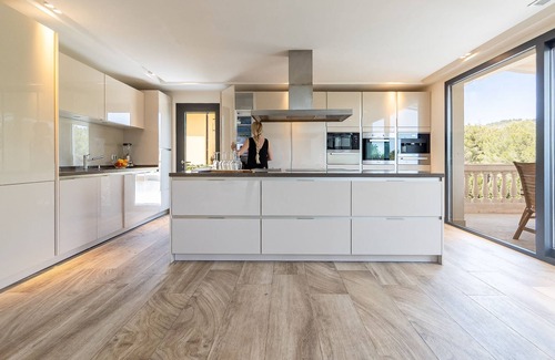 Son Vida Villa | Spacious villa with great views, pool, jacuzzi and entertainment areas