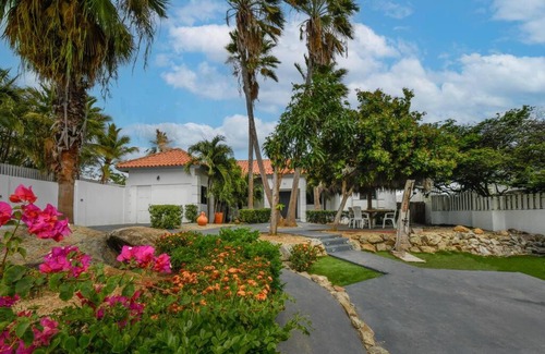 Oranjestad Apartment | Spacious Villa with Pool, Huge Yard