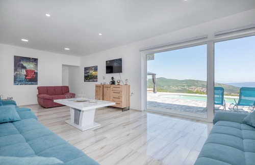 Gondolici Villa | Spacious villa with stunning sea views and private pool