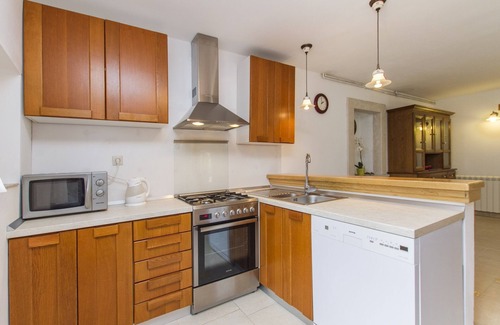 Tupljak Villa | Spacious villa with swimming pool in the eastern hinterland of Istria