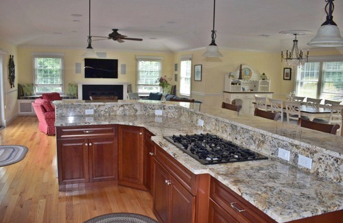 Wellfleet House | Spacious Wellfleet Home on 1 1/2 acres ~ Steps to the bay ~ Walk to town