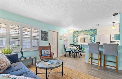 Indian Rocks Beach Apartment | Spanish Villa Suite 54 - Indian Rocks Beach Condo Across the Street to Beach Access, Newly Remodeled & Walkable to Restaurants!