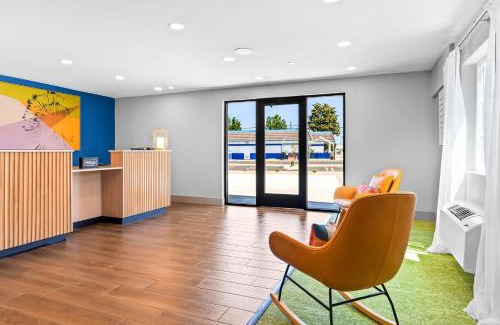 Modesto Hotel | Spark by Hilton Modesto