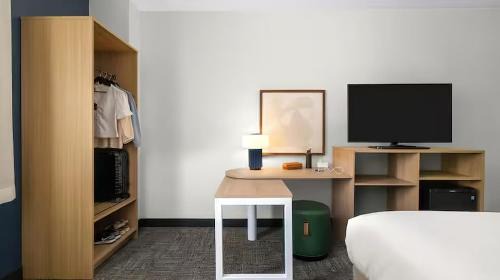 Sheridan Hotel | Spark by Hilton Sheridan