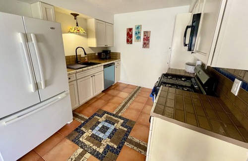Northeast Heights House | Sparkling clean home