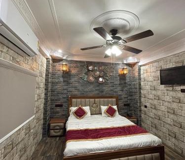 Mohanlalganj Hotel | Sparrow Farms And Resort