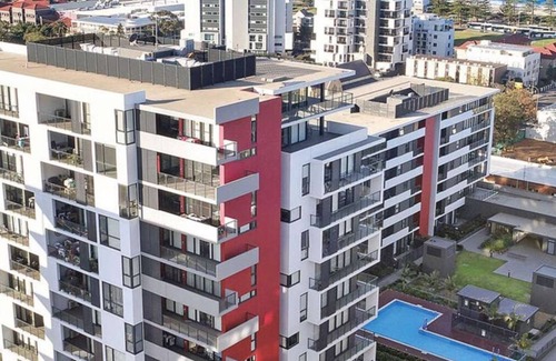Hotham Heights Apartment | Spectacular 10th Floor, 2 Bed, 2 Bath,Wollongong Ocean View Apartment