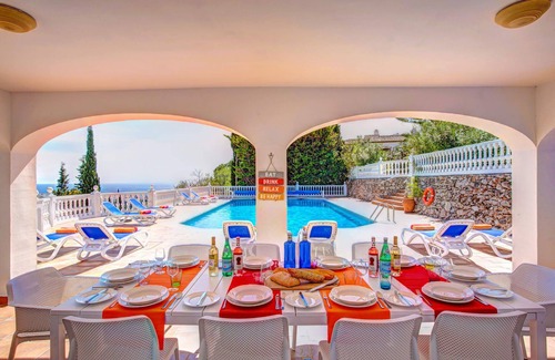 Frigiliana Villa | Spectacular 6-bed Villa, huge 18m HEATED pool, stunning views