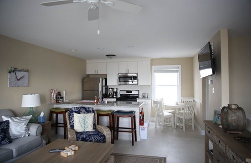 North Wildwood Condo | Spectacular Beachfront 2 Story, 3 Br North Wildwood Condo