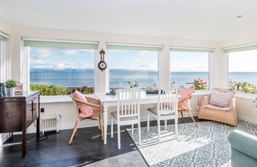 Campbeltown Cottage | Spectacular coastal hideaway - stunning sea views, wildlife and walks