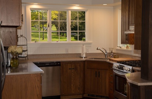 Penn Yan House | SPECTACULAR EAST-SIDE COTTAGE ON KEUKA LAKE