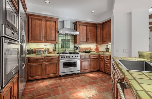Palm Springs Villa | SPECTACULAR GATED ESTATE IN HISTORIC MOVIE COLONY nFall special starts now!
