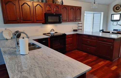 Banner Elk House | Spectacular Grandfather Mountain Views from three levels, centrally located