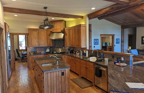 Grass Valley Cabin | Spectacular hand crafted cabin on 5 acres - Relax