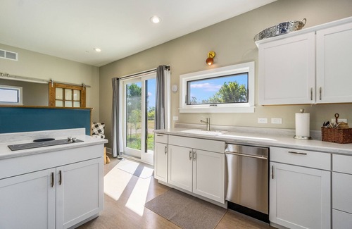 Fort Collins House | Spectacular Home in Peaceful Area Vineyard Views