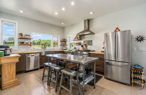 Fort Collins House | Spectacular Home in Peaceful Area Vineyard Views