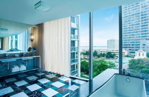 Downtown Miami Apartment | Spectacular King Room Near Brickell Park MIAMI