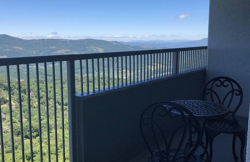 Sugar Mountain Condo | Spectacular Mile High View,Free Wifi-Pool-Smart Tvs-W&D-Gym-No hidden fees !