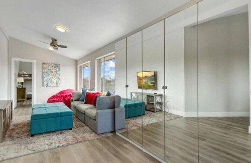Paradise Hills Villa | Spectacular Mountain views, complete with an amazing pool and sport court