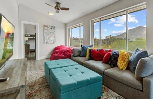 Paradise Hills Villa | Spectacular Mountain views, complete with an amazing pool and sport court