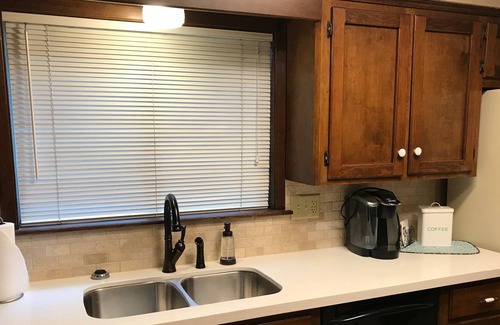 Southwood Valley House | Spectacular New Aggieland Short Term Rental Offered!