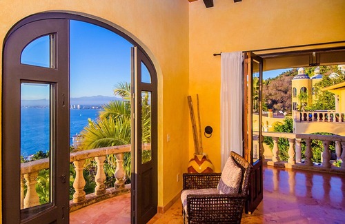 Conchas Chinas Villa | Spectacular Oceanview Hacienda close to town with all the staff included