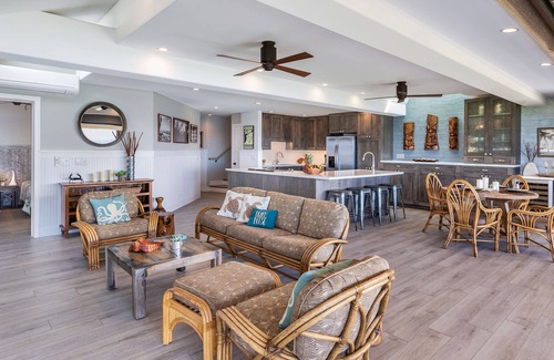 Historic Lahaina Front Street House | Spectacular Ocean Front Family Vacation Home 4 bed 4 bath AC and pool.