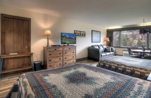 Purgatory Cabin | Spectacular Palisade Panorama (#414) | Near Ski - Golf - AC/Pool/Hot Tub