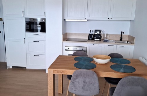 Agon-Coutainville Apartment | SPECTACULAR SEA VIEW MAGNIFICENT BRIGHT 3* APARTMENT WITH LOVELY TERRACE
