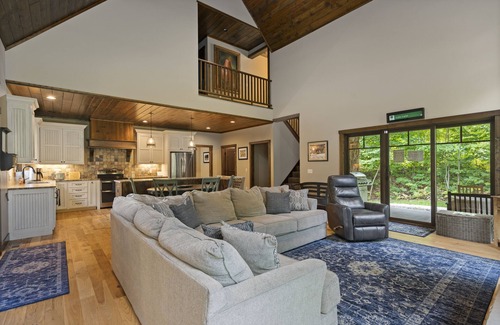 Harbor Springs House | Spectacular Ski-In/Ski-Out Five Bedroom Lodge at The Highland of Harbor Springs