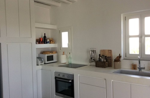 Nea Cryssi Akti House | spectacular sunset cycladic villa