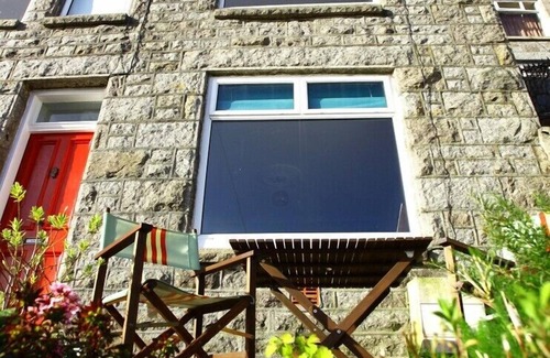 Newlyn Cottage | Spectacular views across Newlyn’s fishing harbour