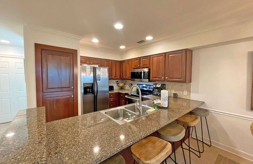 Pensacola Beach House | Spectacular Views from all Windows in this Sound Frond Condo; Pets Welcome!