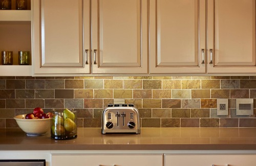 Atascadero House | Spectacular Views: Main house sleeps 10, additional lodging for 8 more with fees