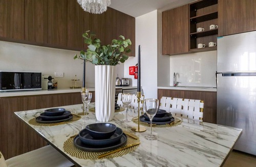 Dubai Apartment | Spectacular Waterfront Apartment in La Mer