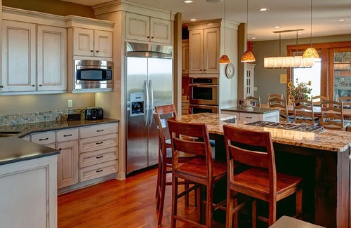 Walla Walla House | Spectacular Wine Country Estate in Walla Walla Valley
