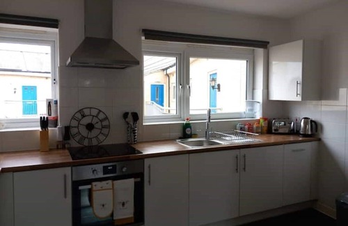 Hatfield Apartment | Spectre - Contractors Relocators Longstay Discount