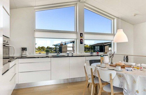 Nordstrand House | Spend a wonderful vacation in this vacation home with good facilities in a beautiful location.