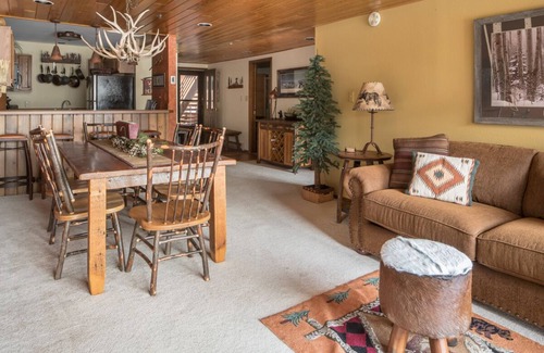 Big Sky Condo | Spend Holidays in Big Sky! Sunny Condo with dry sauna & mountain views! Easy Ski Shuttle Access!