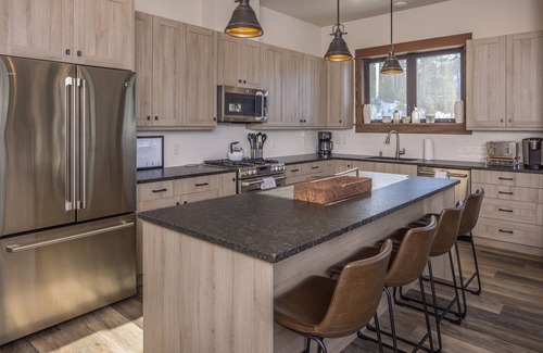Big Sky Condo | Spend the Holidays in Big Sky! Condo with Lone Peak Views