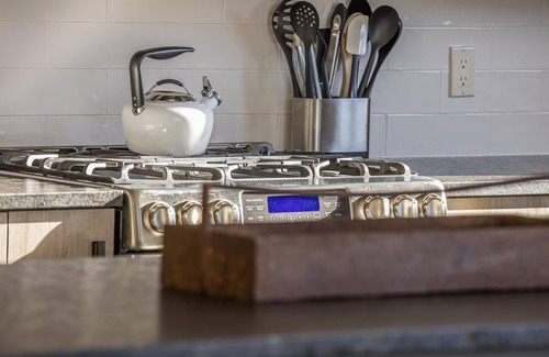 Big Sky Condo | Spend the Holidays in Big Sky! Condo with Lone Peak Views