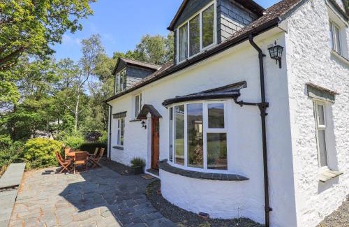 Ambleside House | Spindle Coppice