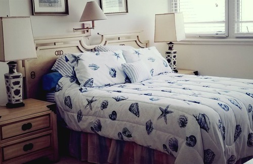Sea Isle City Condo | Spinnaker 2 Bedroom 2 Bath Condo. Elevator