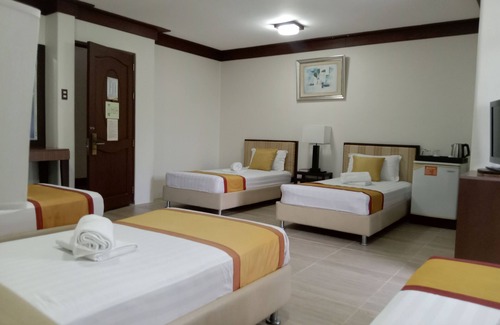 Los Banos Hotel | Splash Suites Hotel Laguna