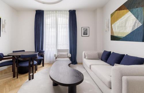Champs-Elysees Apartment | Splendid apartment with AC in Champs Élysées for 4PAX