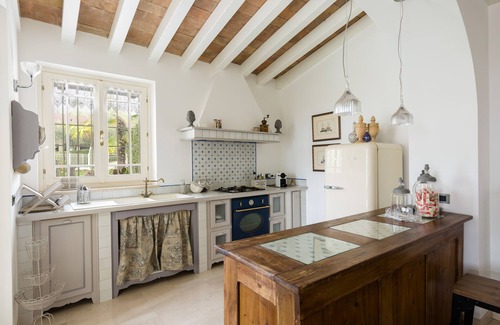 Toscolano Maderno Villa | Splendid restored design villa with lake view