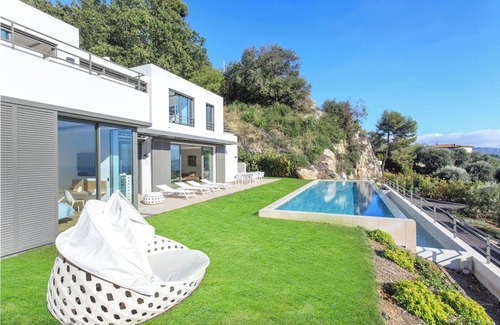 Gairaut Villa | Splendid villa, sea view infinity pool