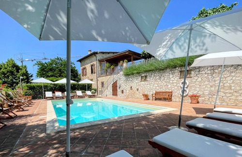 Spoleto Villa | Spoleto Splash - Private pool and massive grounds