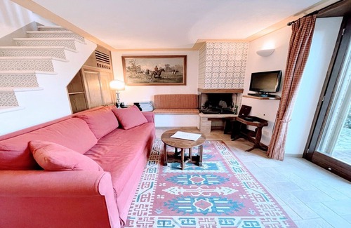 Spoleto Villa | Spoleto Splash/slps 18/24, private village/5 cottages, exc pool, private ground